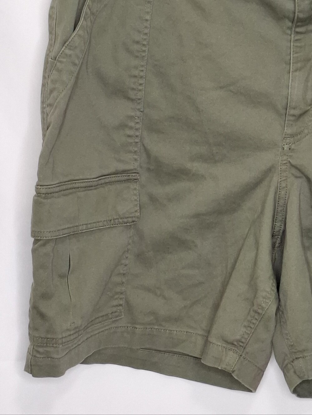 LL Bean Womens Cargo Shorts Green Size 18 - Picture 3 of 9